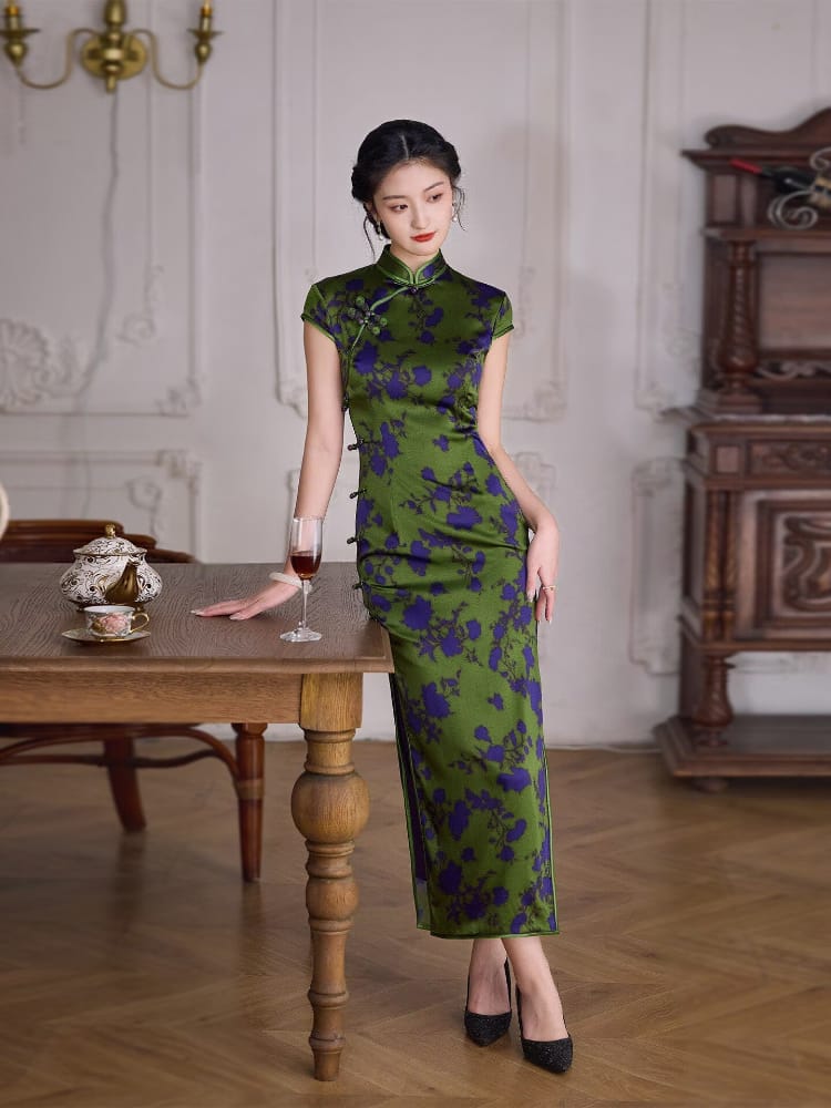Beth and Brian Qipao-XLY Thea Green-Purple Floral 19 Mome Mulberry Silk High End Long Cheongsam