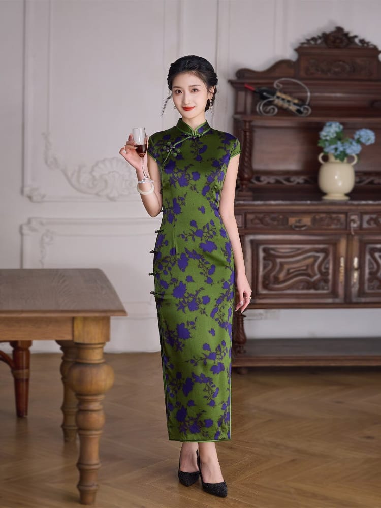 Beth and Brian Qipao-XLY Thea Green-Purple Floral 19 Mome Mulberry Silk High End Long Cheongsam