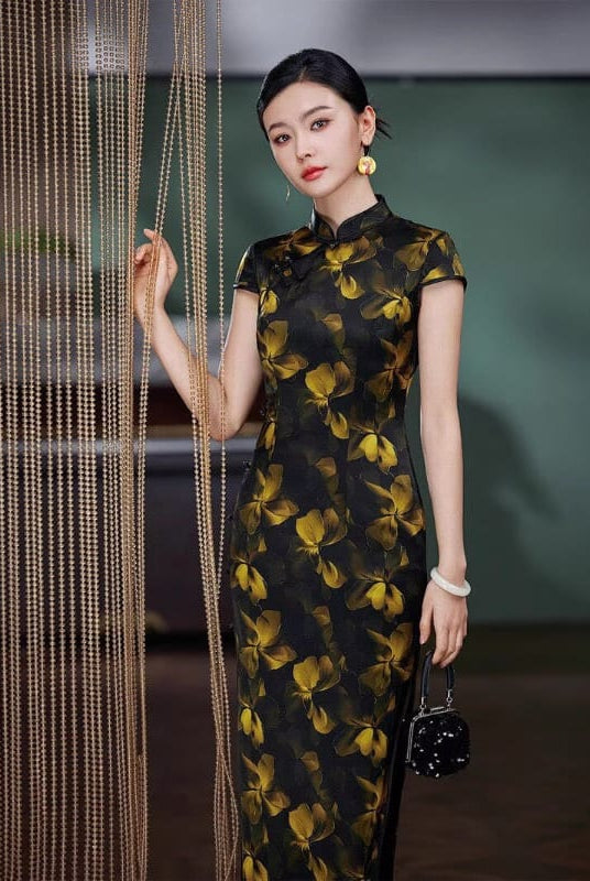 Beth and Brian Qipao-XLY Blair Black Base Golden Floral Print, High end 19 Mome Mulberry Silk Long Cheongsam
