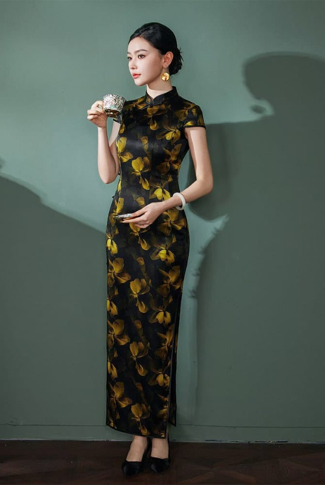 Beth and Brian Qipao-XLY Blair Black Base Golden Floral Print, High end 19 Mome Mulberry Silk Long Cheongsam