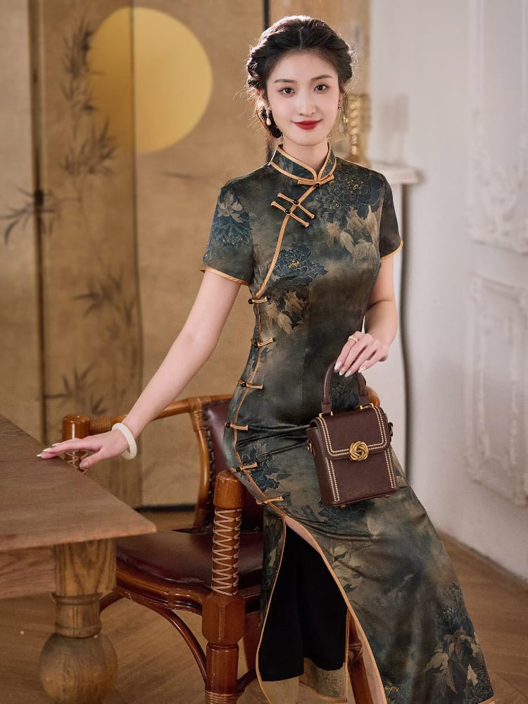 Beth and Brian Qipao-XLY Vivian Dark Peony Pattern, High end, 19 Mome Mulberry Silk Long Cheongsam