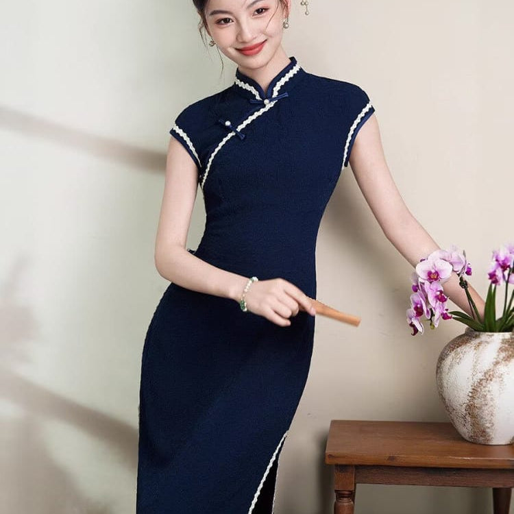 Beth and Brian Qipao-XL Lydia Solid Jacquard Silk Midi Cheongsam