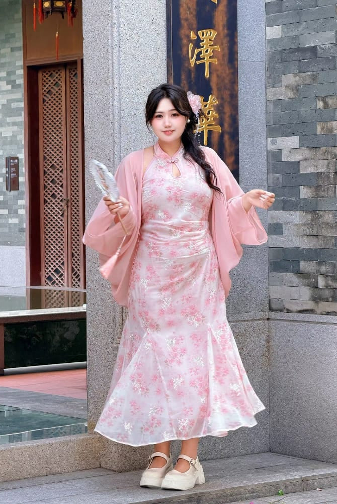 Beth and Brian qipao-NX Lily Pink Floral Chiffon Mid-Length Plus Size Cheongsam Set