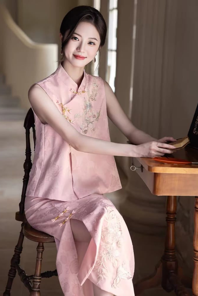 Beth and Brian Qipao-MY Bonnie Brocade Sleeveless Pink Cheongsam Set