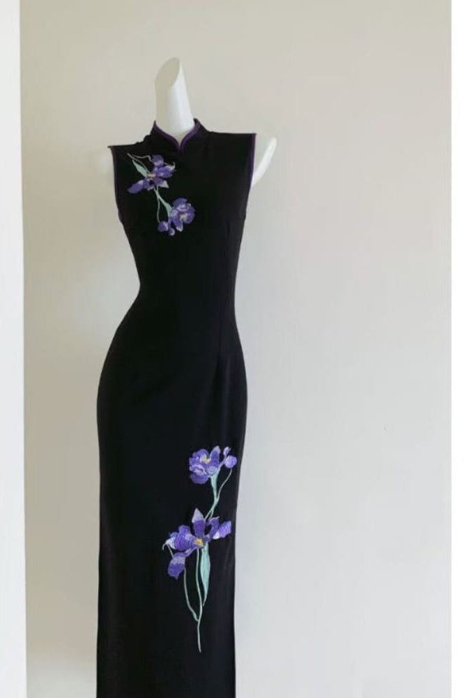 Beth and Brian qipao-DAF Evelyn's Sleeveless Mid-Length Cheongsam with Purple Iris Embroidery