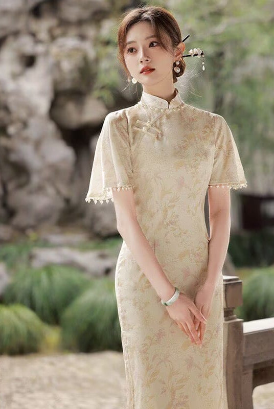 Beth and Brian qipao-DAF Hazel's Mid-Length Floral Cheongsam with Beaded Trim