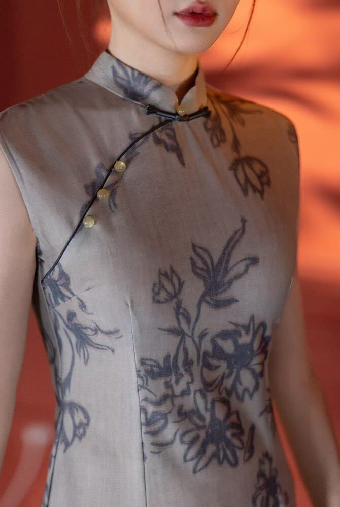 Beth and Brian Qipao-YG Anna's Sleeveless Vintage Floral Midi Cheongsam