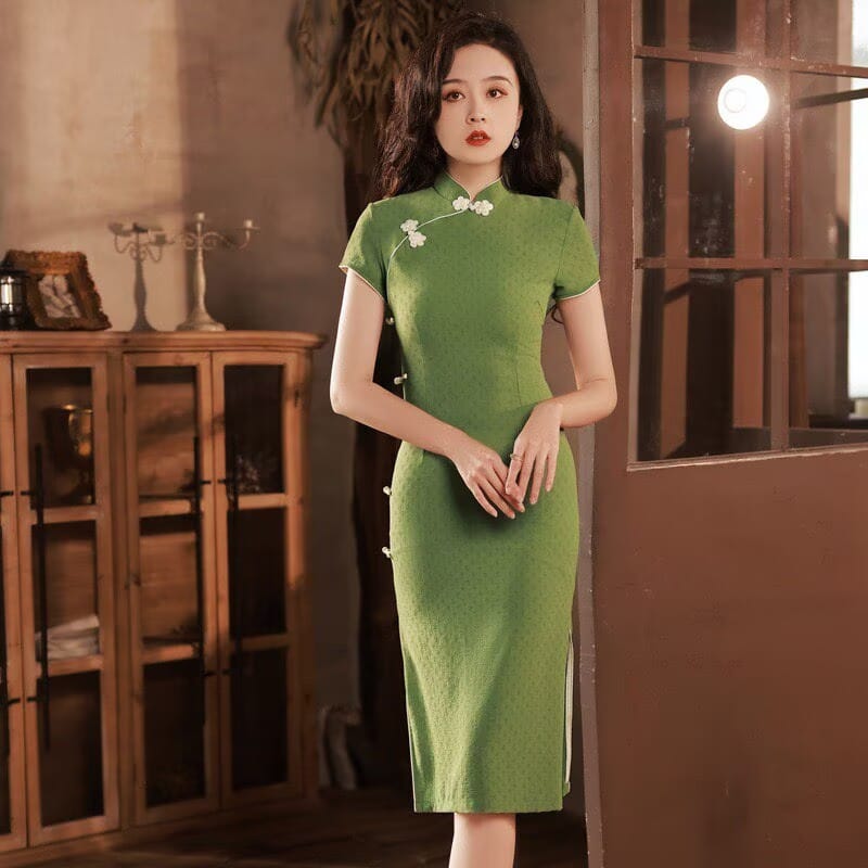 Beth and Brian Qipao-YG Luna Solid Green Midi Cheongsam