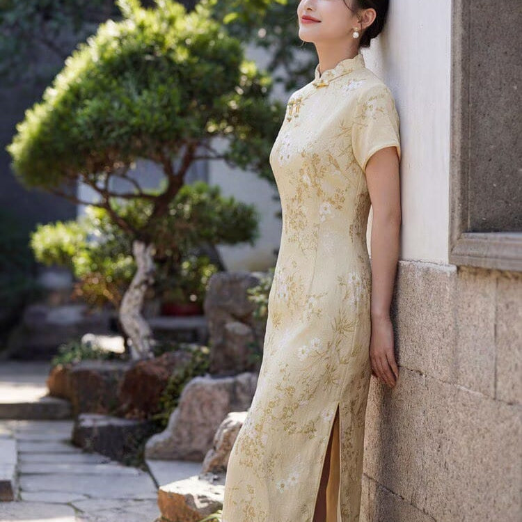 Beth and Brian Qipao-YG Chloe's Floral Ramie Fabric Mid-Length Cheongsam