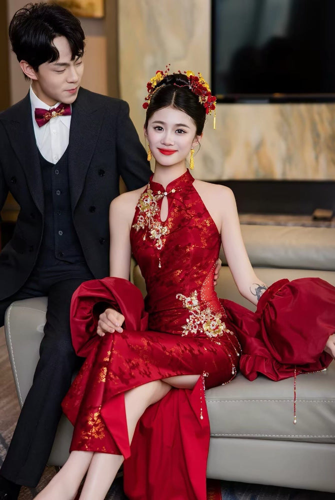 Beth and Brian Qipao-YY Chloe Red Wedding Cheongsam with loose puff sleeve shawl