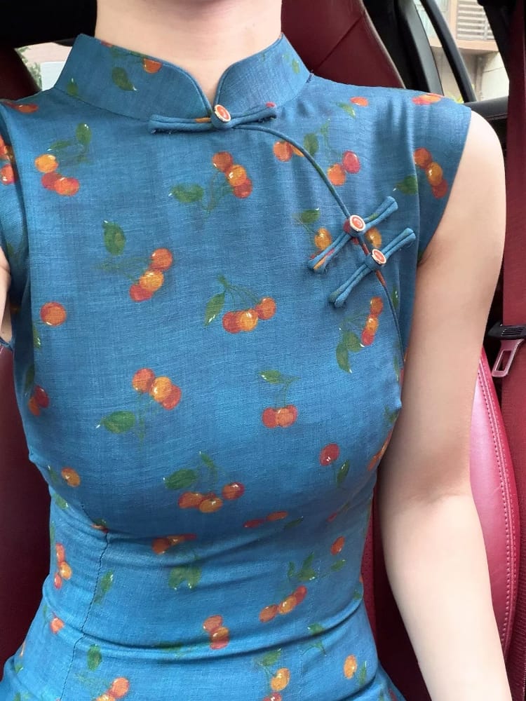 Beth and Brian Qipao-LSB Luna Cherry Print Sleeveless Blue Midi Cheongsam