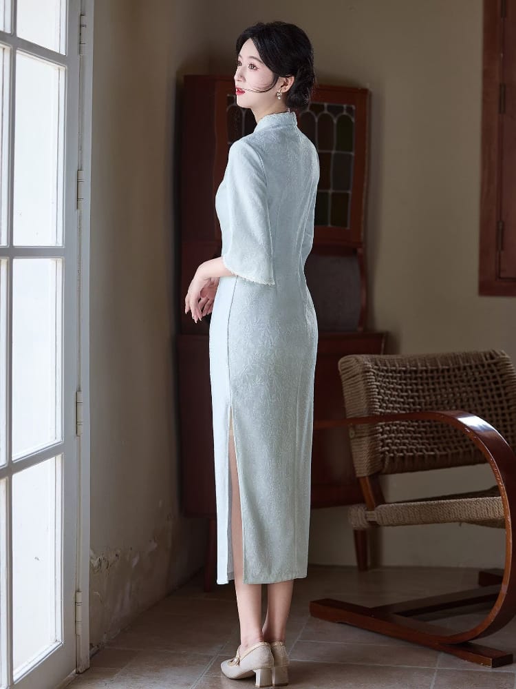 Beth and Brian Qipao-LSB Sophia Subtle Leaf Jacquard Midi Cheongsam With Three-Quarter Sleeves