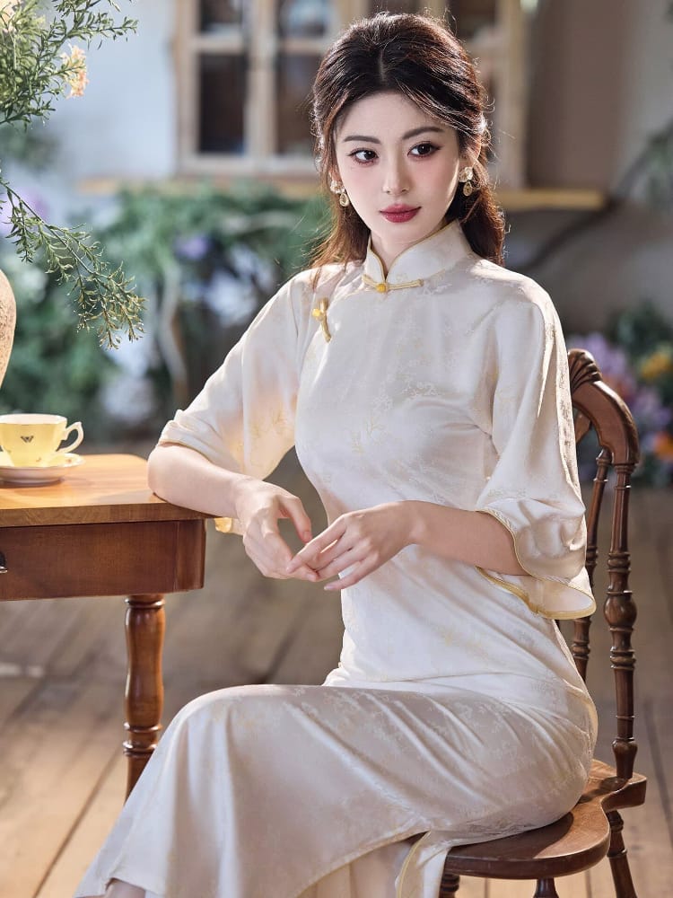Beth and Brian Qipao-LSB Hazel Subtle Floral Jacquard Midi Cheongsam