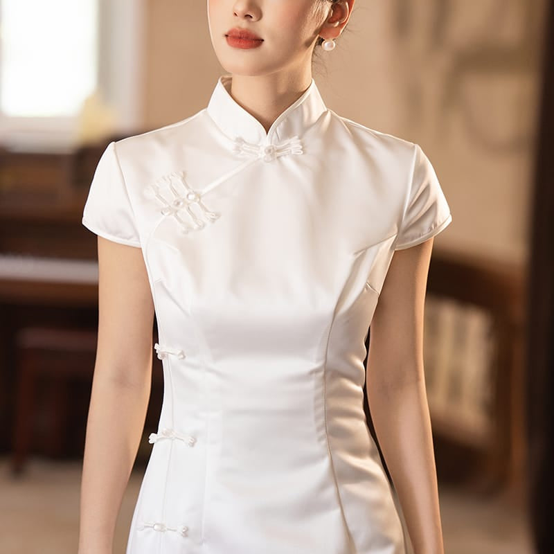 Beth and Brian Qipao-Exclusivedesigner Exclusive Designer Collection | Minimalism White long Cheongsam Gown