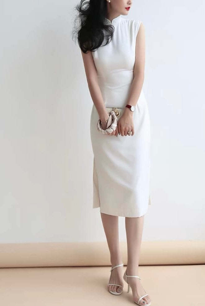 Beth and Brian Qipao-Exclusivedesigner Minimalist Cheongsam Dress-Sleeveless Satin Qipao