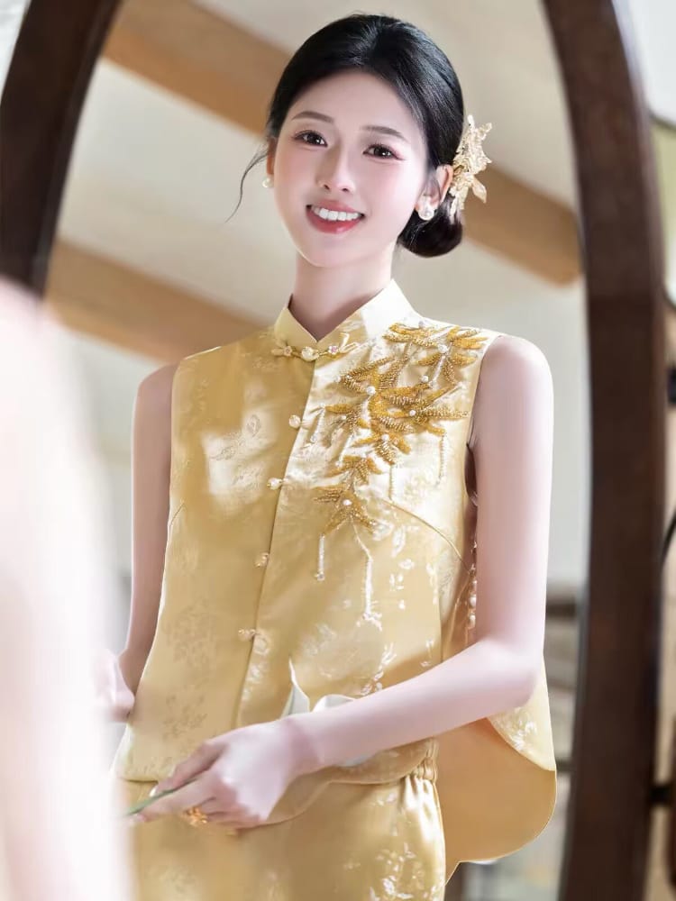 Beth and Brian Qipao-QHM Luna Vintage Gold Brocade Two‑Piece Cheongsam Set