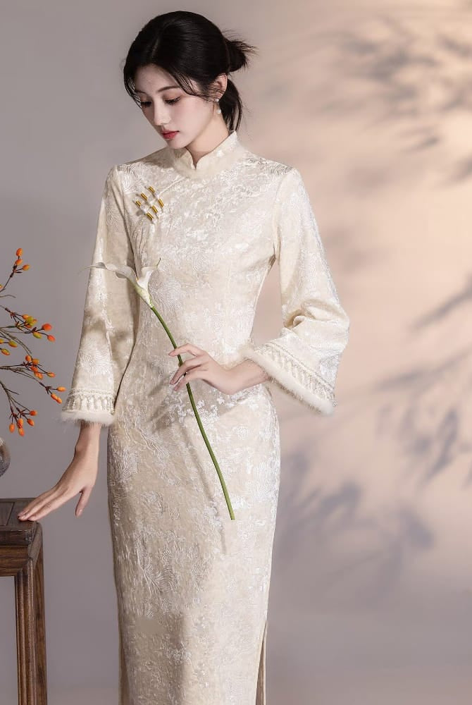 Beth and Brian Qipao-LSB Luna Winter Diamond Velvet Midi Cheongsam Dress