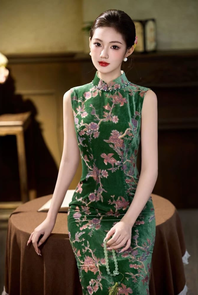 Beth and Brian Qipao-CZX Old Shanghai Style, Ivy Green Floral Long Cheongsam