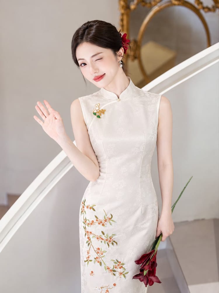 Beth and Brian Qipao-LSB Luna Beige Deer & Osmanthus Embroidery Midi Cheongsam