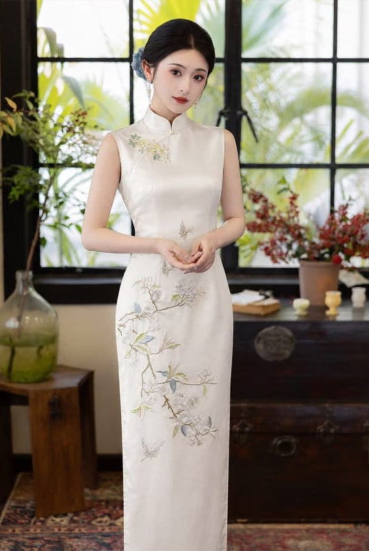 Beth and Brian Qipao-LSB Stella White Jacquard Satin Butterfly Floral Sleeveless Cheongsam