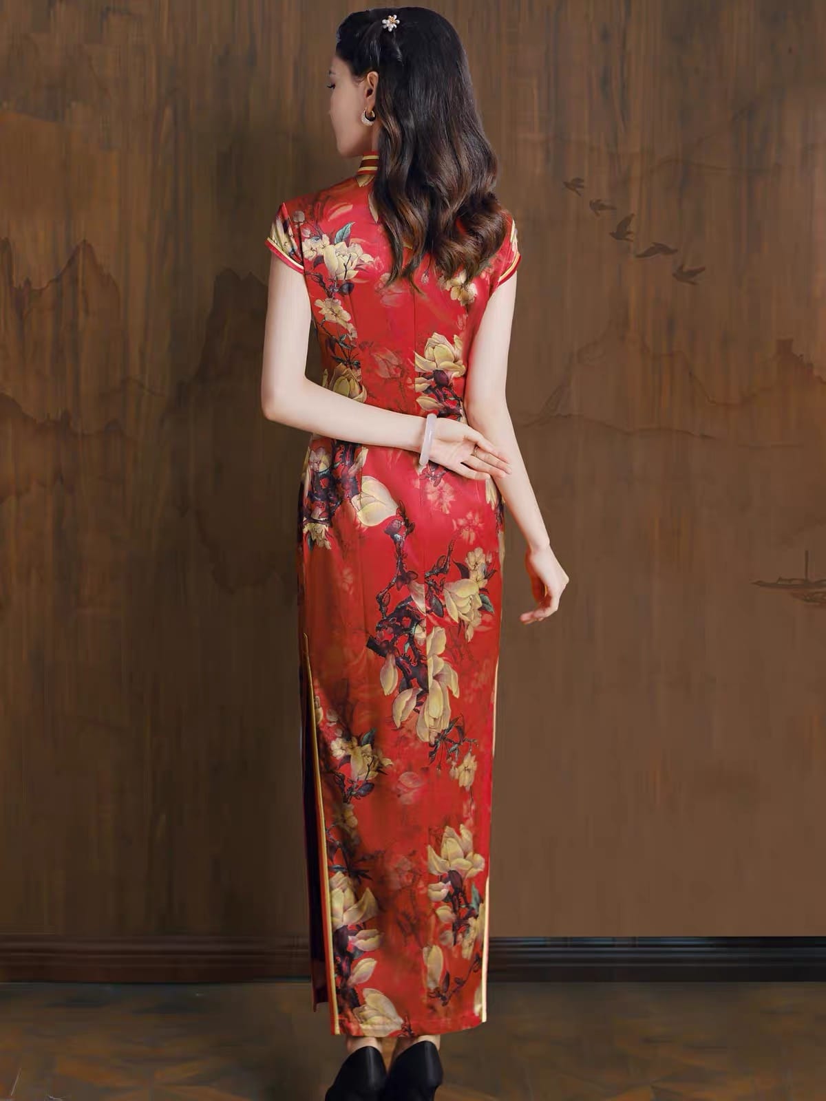 Beth and Brian Qipao-TL Magnolia flower,premium 19 mome mulberry silk long Qipao for Tea Ceremonies