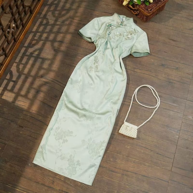 Beth and Brian Qipao-SCRJ Floral Embroidery Midi Cheongsam Dress