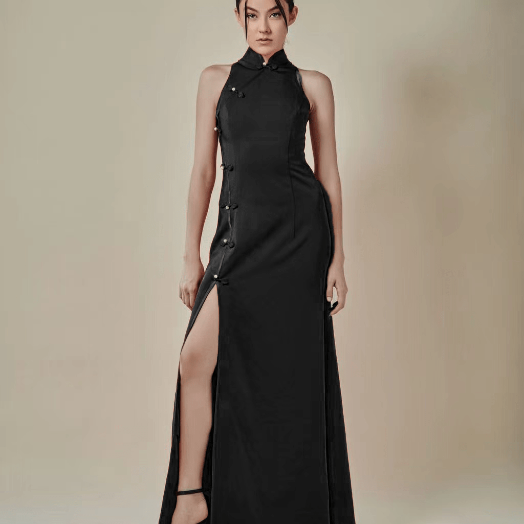Beth and Brian Qipao-Exclusivedesigner Exclusive designer collection, sleeveless satin floor length Qipao