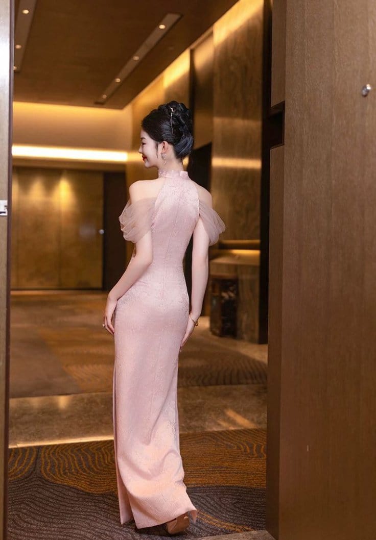 Beth and Brian Qipao-WFY Floral pattern, wedding pink&white mermaid Cheongsam