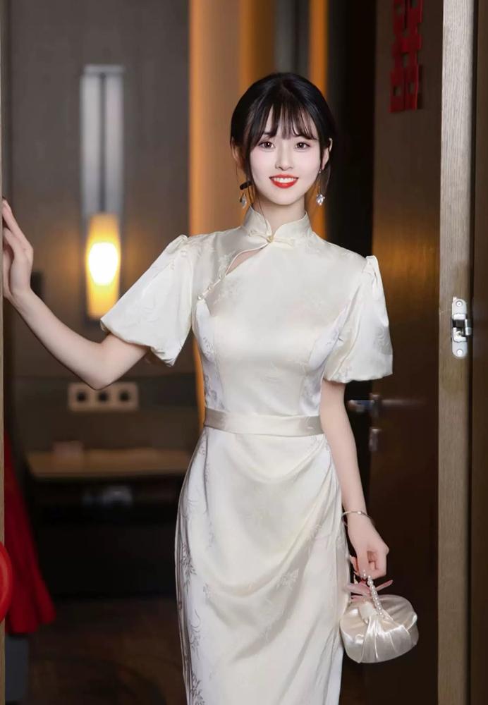 Beth and Brian Qipao-YBY Bridesmaid mid length Cheongsam