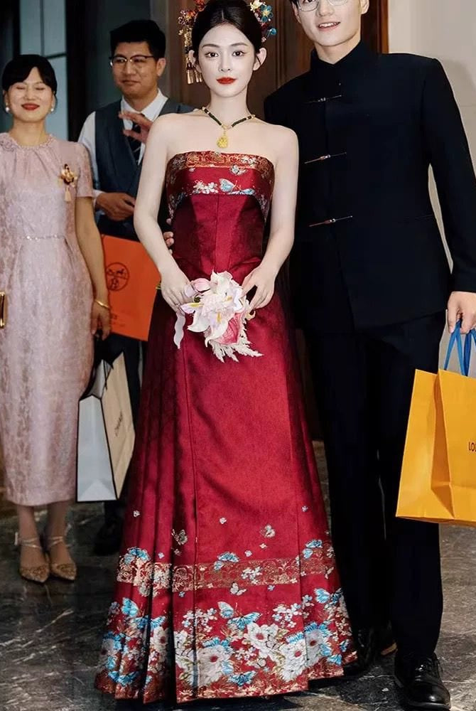 Beth and Brian Qipao-QHM Ming Dynasty, Tube top, wedding long MaMian Qun set