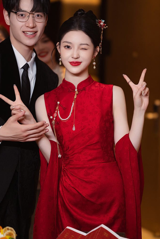 Beth and Brian Qipao-JMX New Chinese style (新中式), jacquard red midi Cheongsam