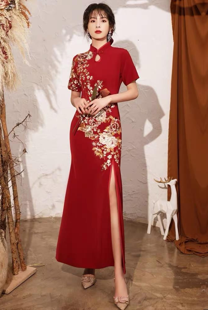 Floral embroidery, butterfly mesh fabric, red long Qipao