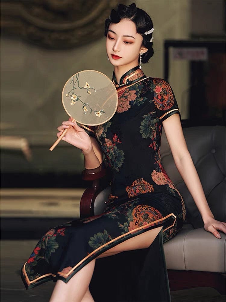 Black Silk Qipao Elegant Chinese Mandarin Cheongsam Dress, L Black Silk Qipao Elegant Chinese Mandarin Cheongsam Dress, L