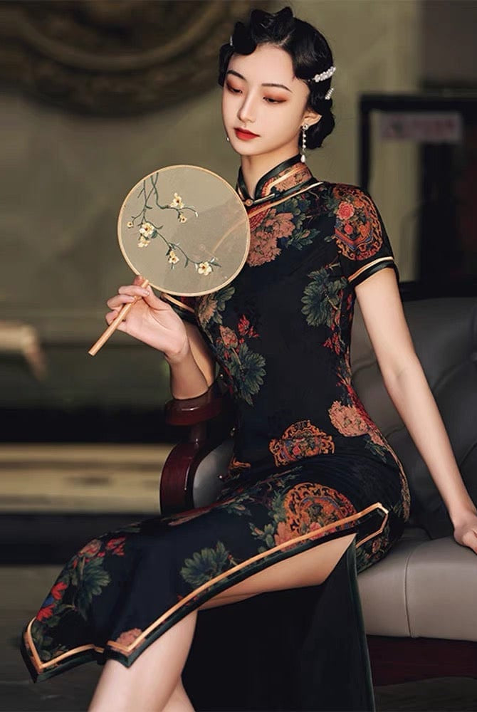 Beth and Brian Qipao - GSJ Classic Chinese style, floral pattern, silk long Qipao