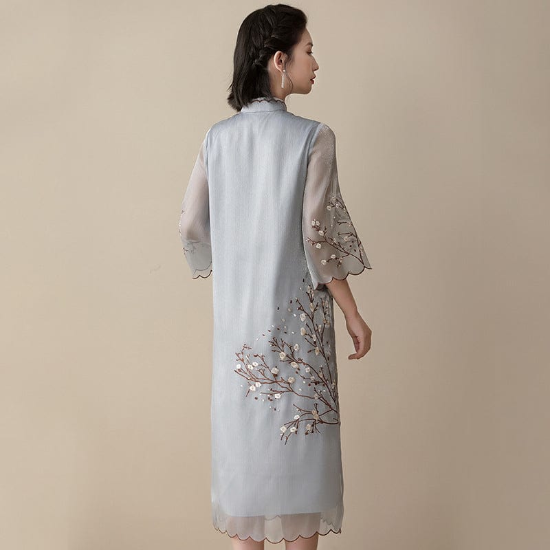 Beth and Brian Qipao-XZY Floral embroidery, mid-length Qipao with three quarter sleeves