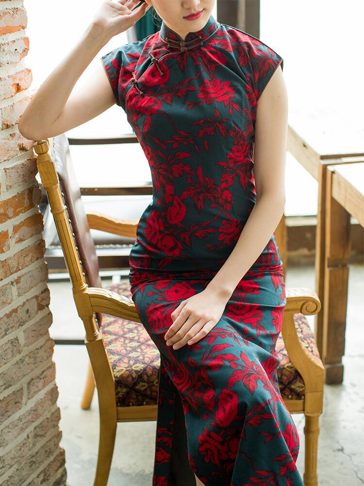 Beth and Brian Qipao - TZY Floral pattern, high class, chiffon long Qipao