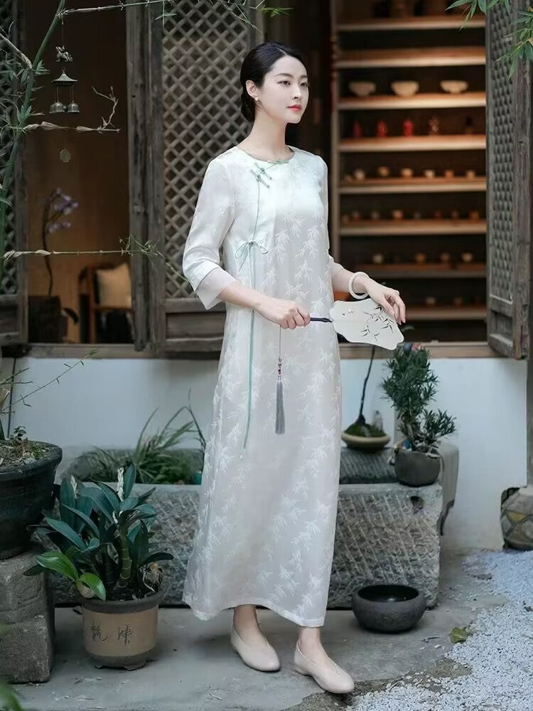 Loose-Fitting Qipao