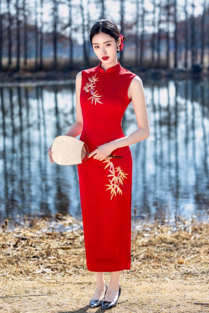 Beth and Brian Qipao-SYK New Chinese style (新中式), gold bamboo leaf long Cheongsam