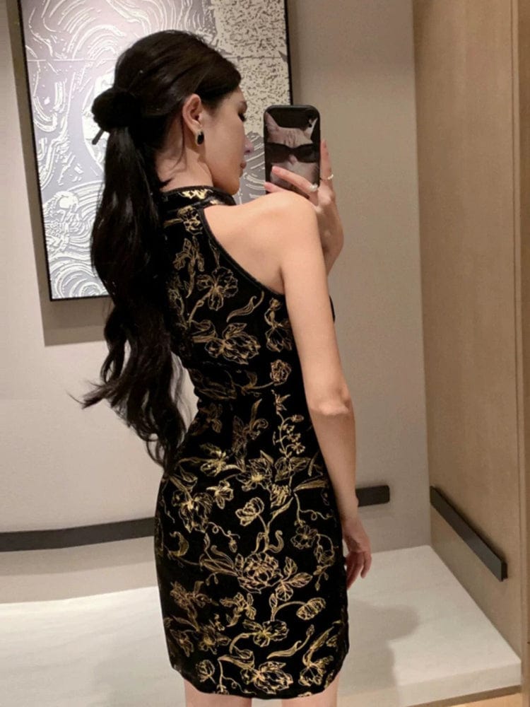 Beth and Brian Qipao-SBYX Sleeveless, silk velvet short Cheongsam