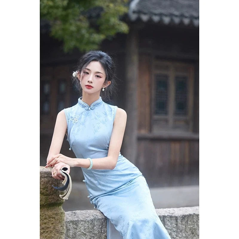 Beth and Brian Qipao-HY Jacquard satin, leaf pattern midi Cheongsam