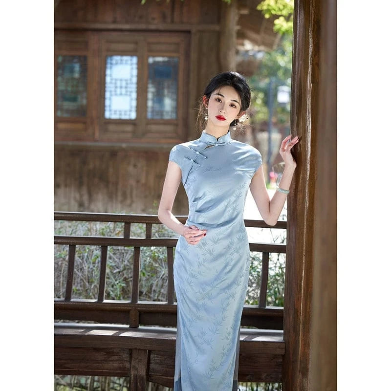 Beth and Brian Qipao-HY Bamboo leaf pattern, light blue midi Cheongsam