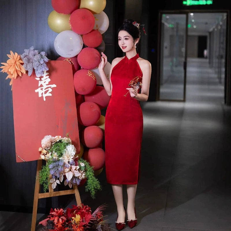 Beth and Brian Qipao-FRY New Chinese style (新中式), halter red midi Cheongsam