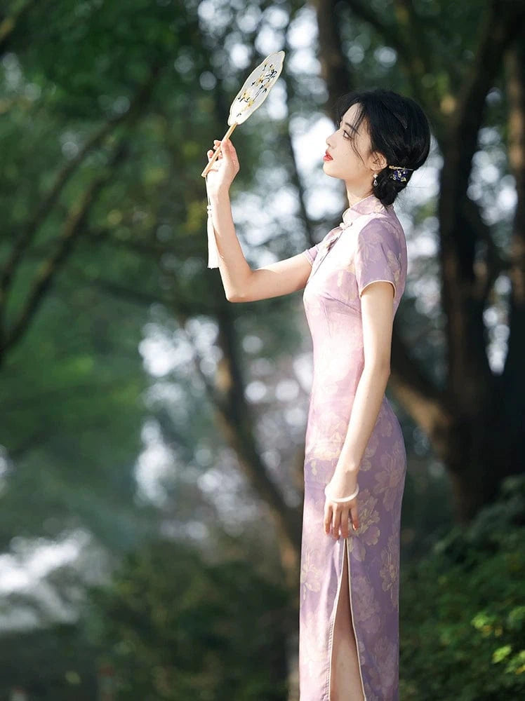 Beth and Brian Qipao-MYJ Floral pattern, satin fabric, light purple midi Cheongsam