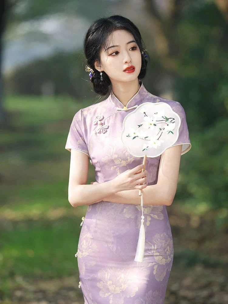Beth and Brian Qipao-MYJ Floral pattern, satin fabric, light purple midi Cheongsam