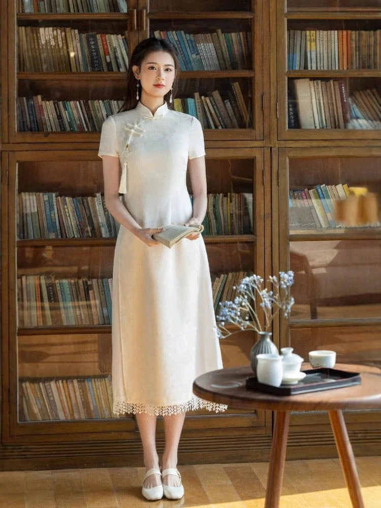 Beth and Brian Qipao-CZX Floral pattern, beige&red midi Ao dai