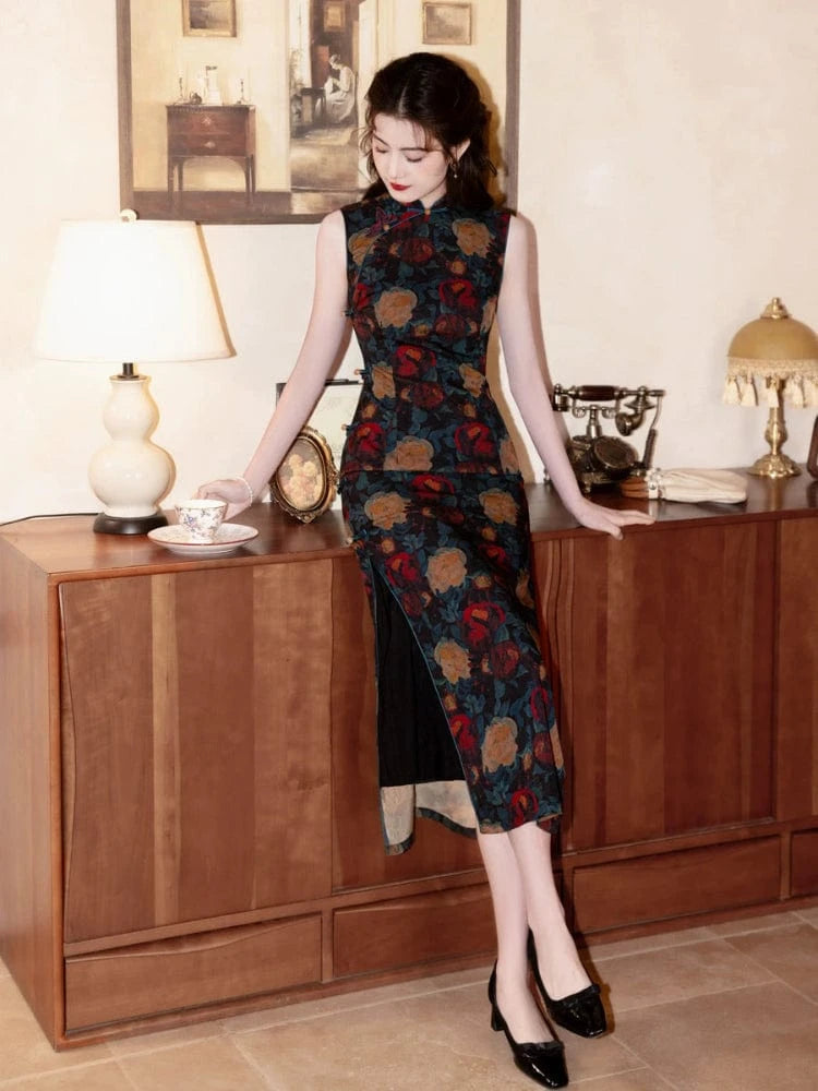 Beth and Brian Qipao-MYJ Sleeveless, Old Shanghai style, floral pattern midi Cheongsam