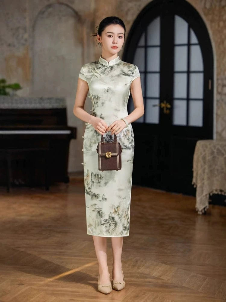 Beth and Brian Qipao-JD Chinese water painting pattern, 19 mome mulberry silk, high-end, midi Cheongsam