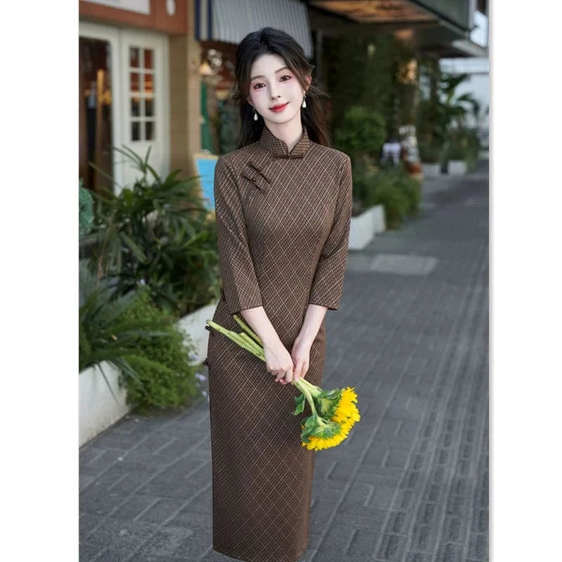 Beth and Brian Qipao-SYK Spring collection, brown knitting midi Cheongsam