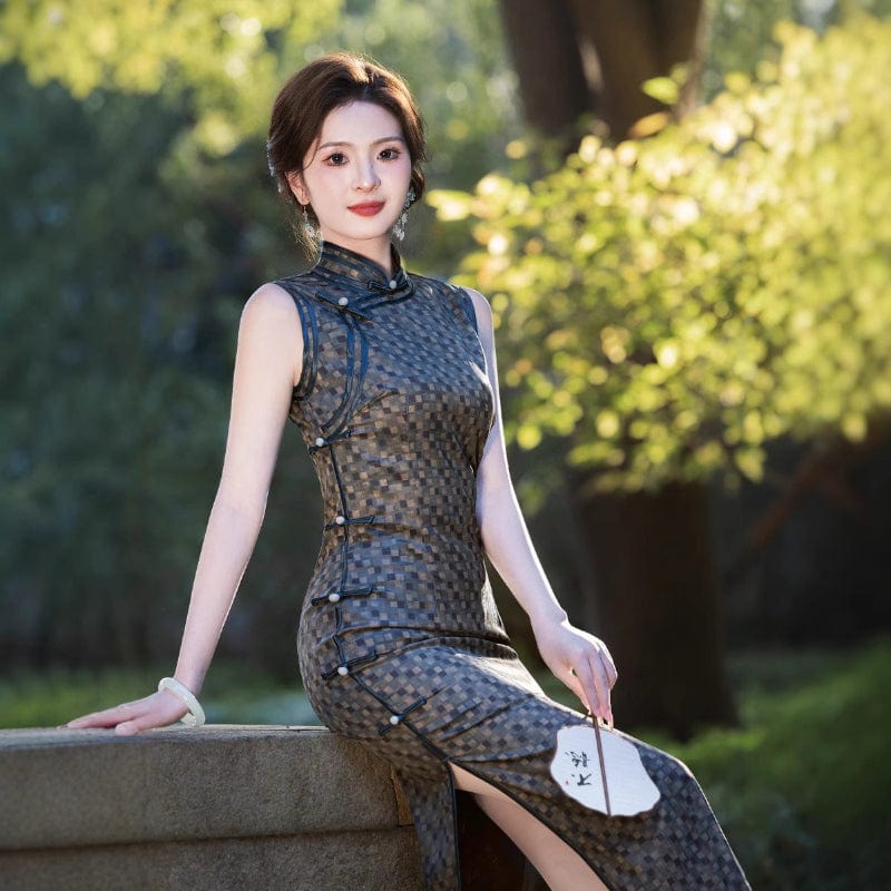 Beth and Brian Qipao-FRY Geometric pattern, grey-black long Cheongsam