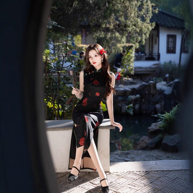 Beth and Brian Qipao-FRY Sleeveless, New Chinese style(新中式), black long Cheongsam